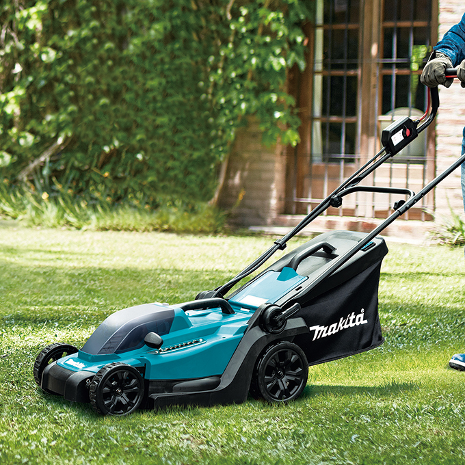 Quelle tondeuse Makita choisir pour un petit terrain?